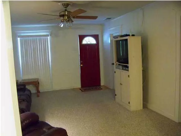 Defuniak Springs, FL 32435,101 17th Street