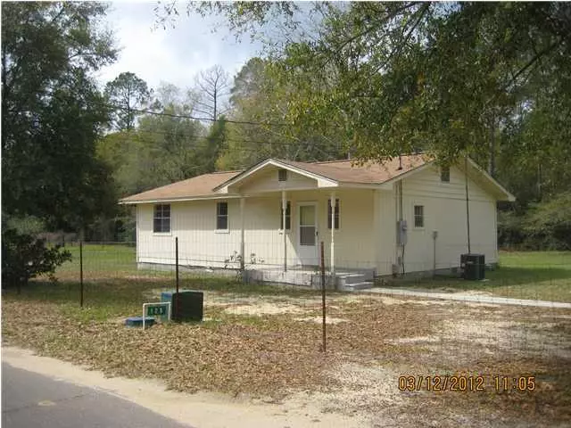 125 Old Airport Road, Defuniak Springs, FL 32433