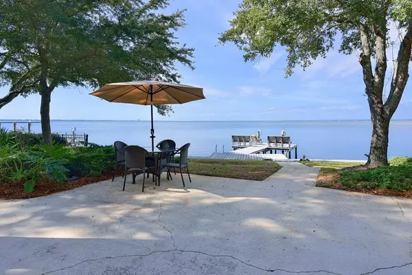 Miramar Beach, FL 32550,3009 Bay Villa Drive