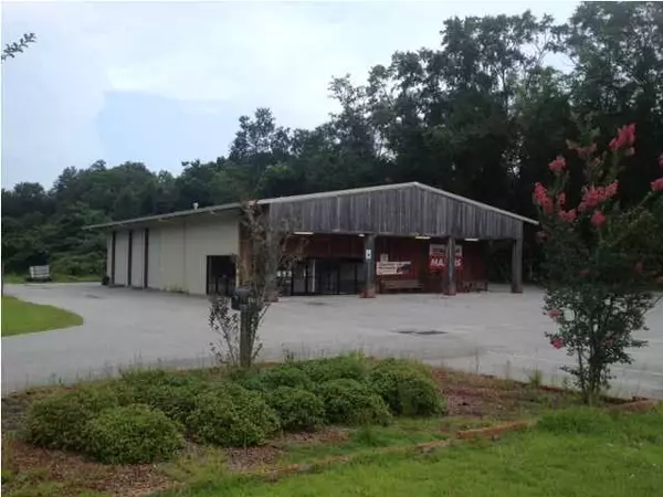 5768 Hwy 4, Baker, FL 32531