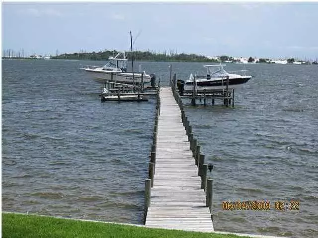 Mary Esther, FL 32569,1409 Hwy 98  #102