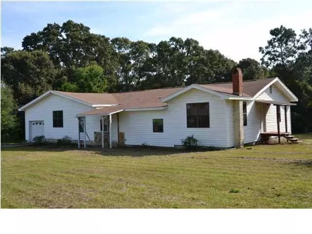 5867 Oak Hill Road, Crestview, FL 32536