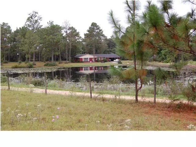 765 Peacock Road, Defuniak Springs, FL 32433
