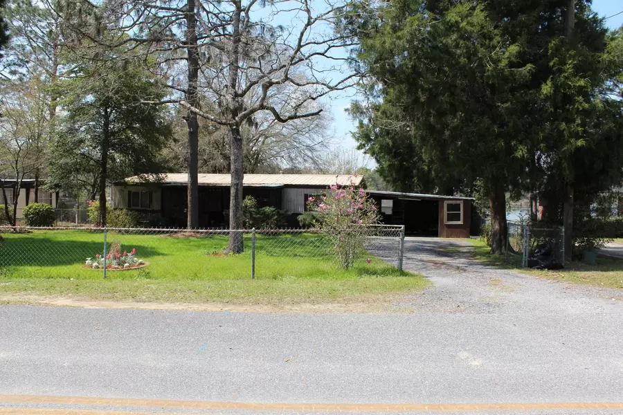 185 Red Eye Road, Defuniak Springs, FL 32433