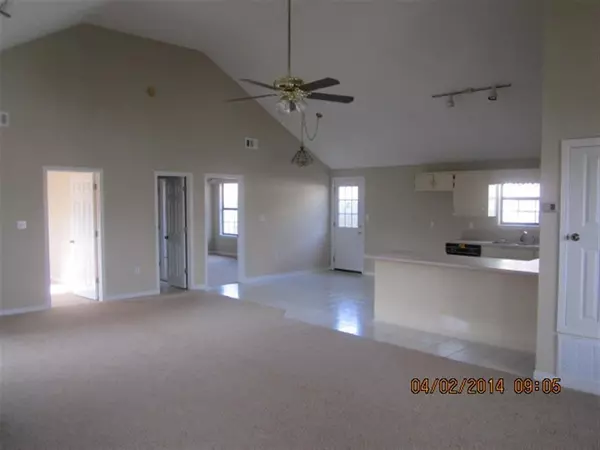 Navarre, FL 32566,7476 Harvest Village Court