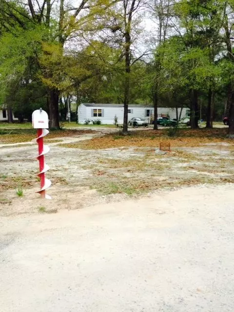 1169 N Norwood Road, Defuniak Springs, FL 32433