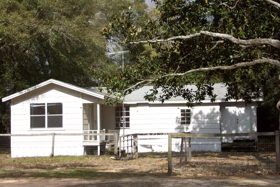 591 S Brett Street, Crestview, FL 32539