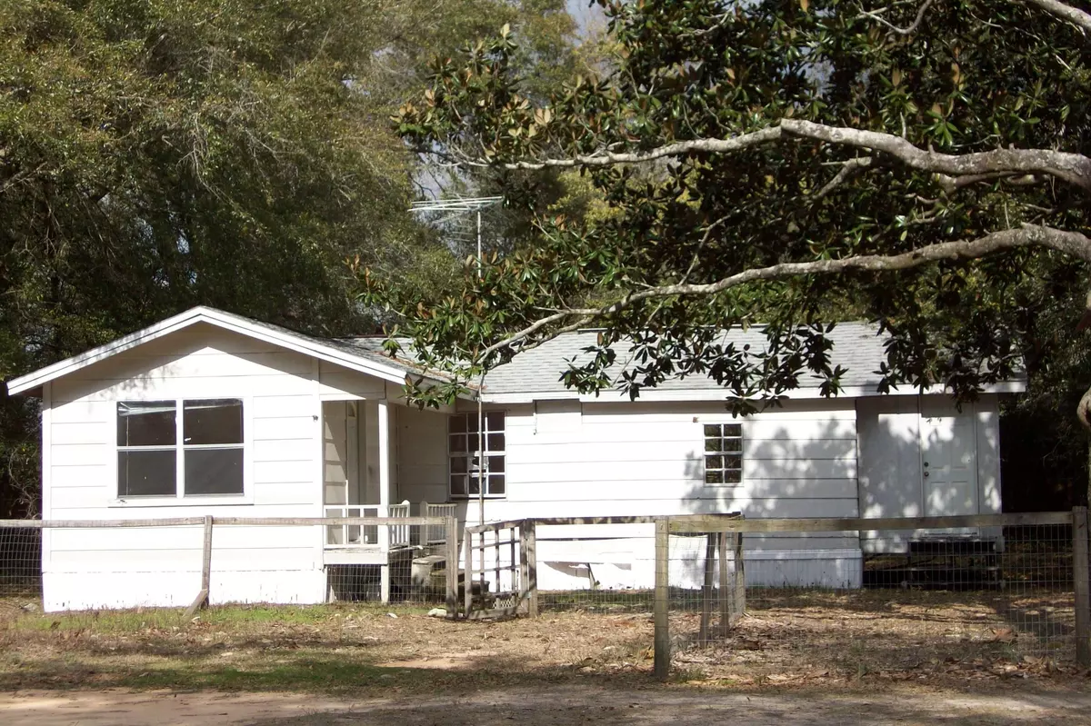 Crestview, FL 32539,591 S Brett Street