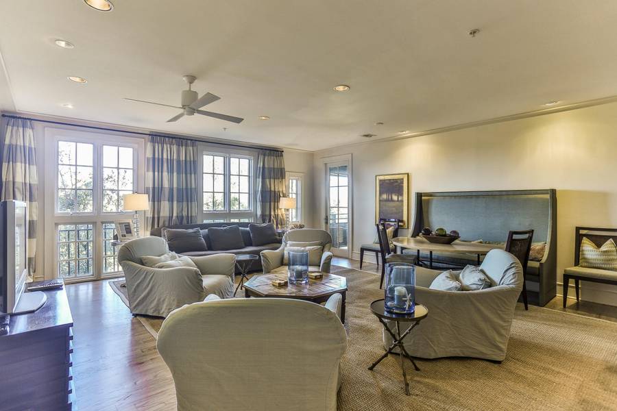 82 S Barrett Square  #UNIT 3B, Rosemary Beach, FL 32461