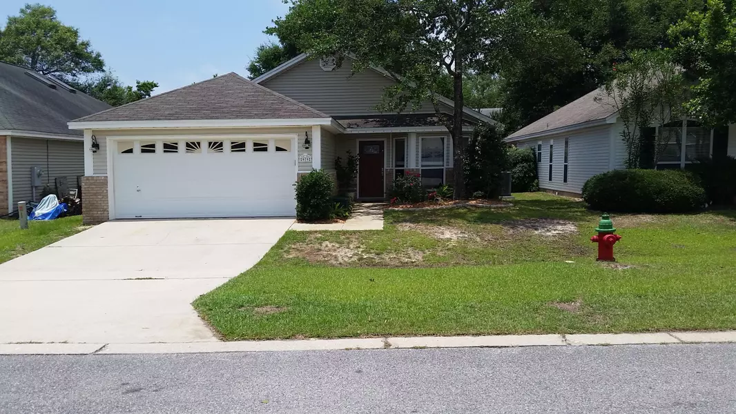 979 CLAEVEN Circle, Fort Walton Beach, FL 32547