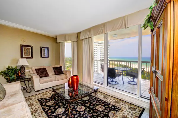 Destin, FL 32541,15200 Emerald Coast Parkway  #902