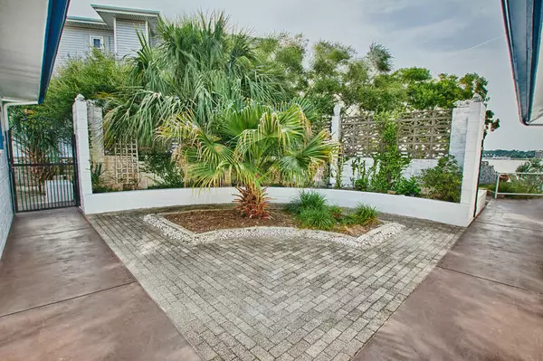 Fort Walton Beach, FL 32548,715 SAILFISH Drive