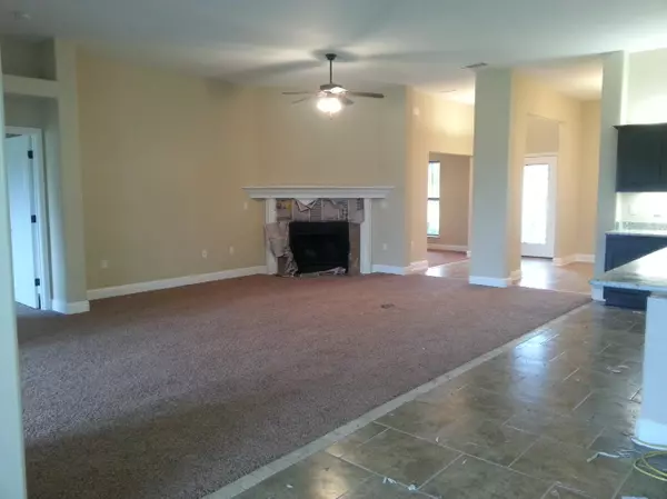 Navarre, FL 32566,2004 Jamaica Drive
