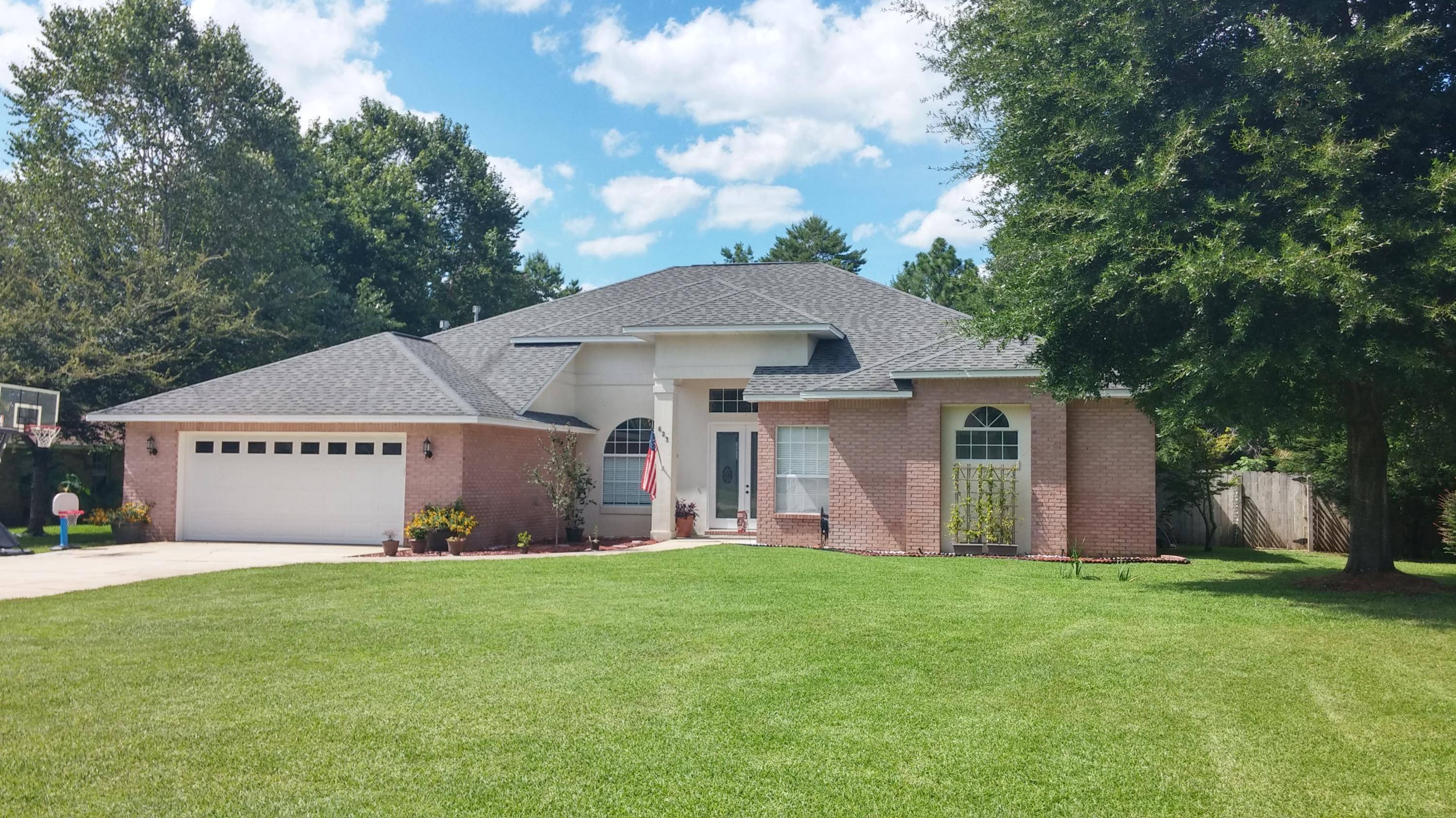 623 Kilcullen Dr, Niceville, FL 32578