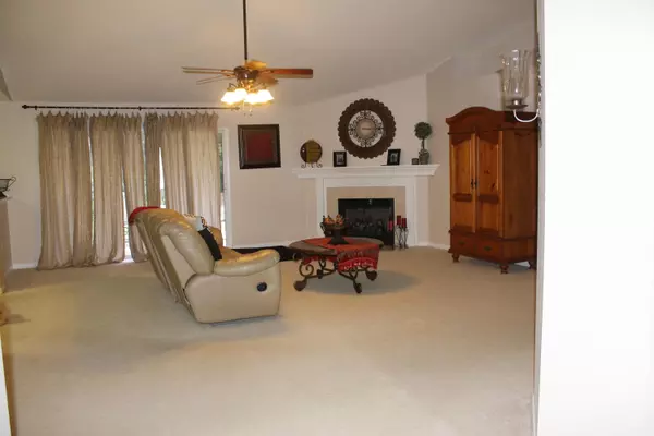 Crestview, FL 32536,5857 HUNTING MEADOWS Drive