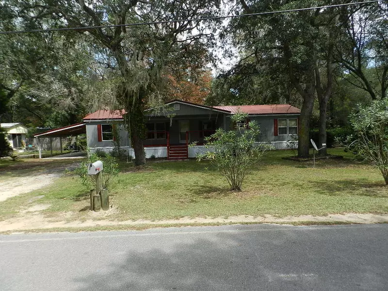 340 Trout Circle, Freeport, FL 32439