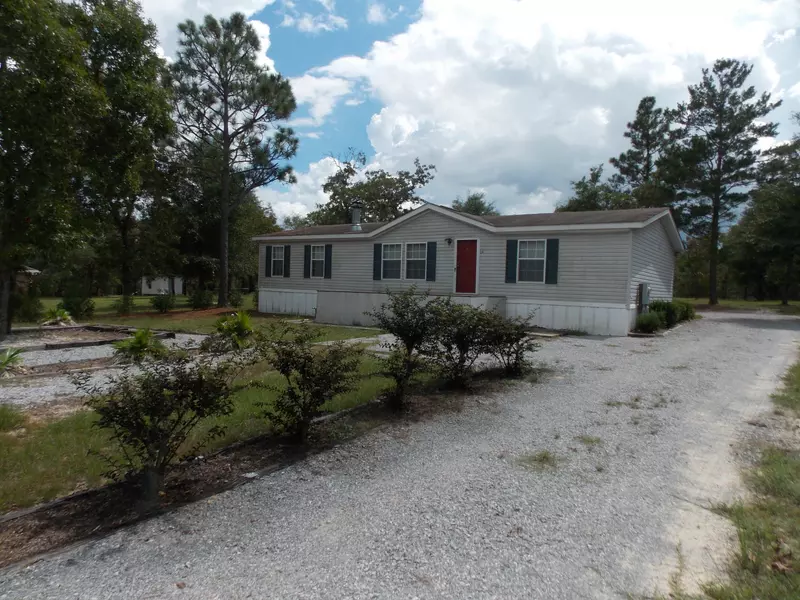 226 E Tulip Avenue, Defuniak Springs, FL 32433