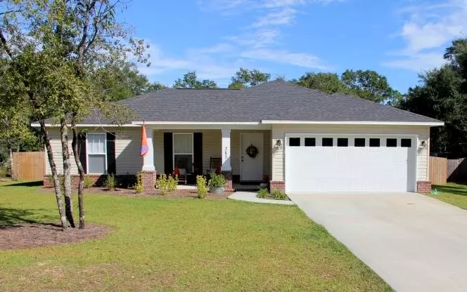 383 HUNTERS RIDGE Road, Defuniak Springs, FL 32433