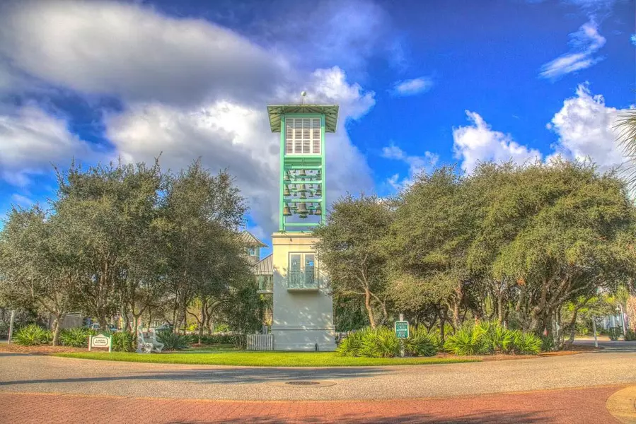 148 Parkshore Drive, Panama City Beach, FL 32413