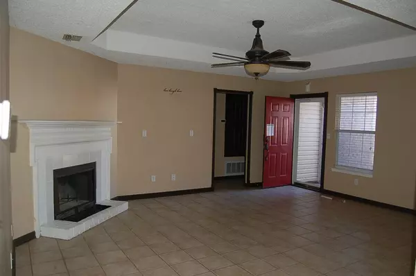 Mary Esther, FL 32569,779 PEARL SAND Drive