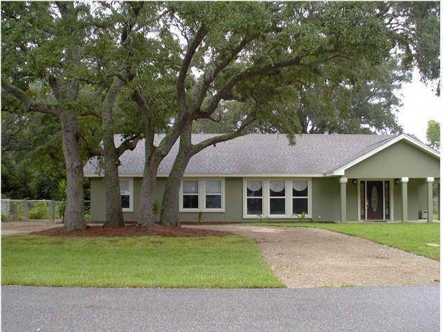 1513 Cedar Street, Niceville, FL 32578