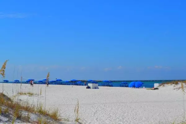 Destin, FL 32541,300 GULF SHORE Drive  #104