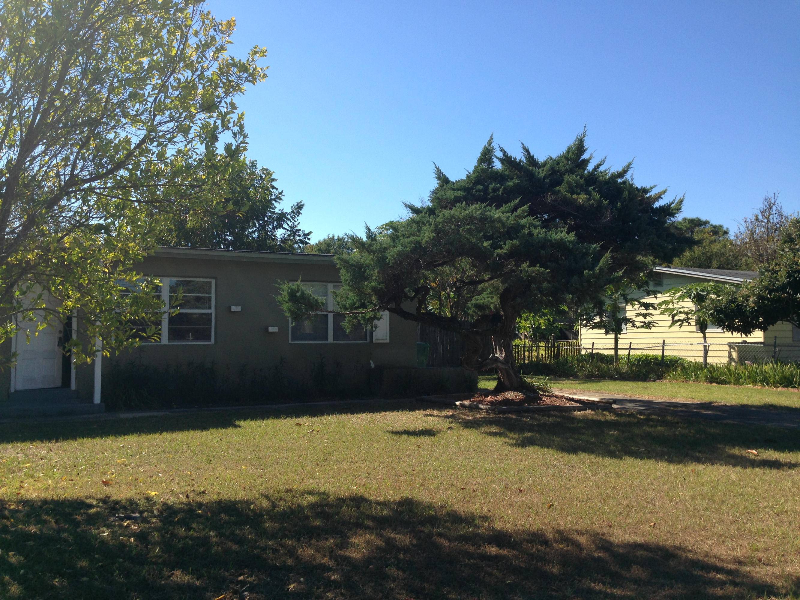 241 BRYN ATHYN Boulevard, Mary Esther, FL 32569