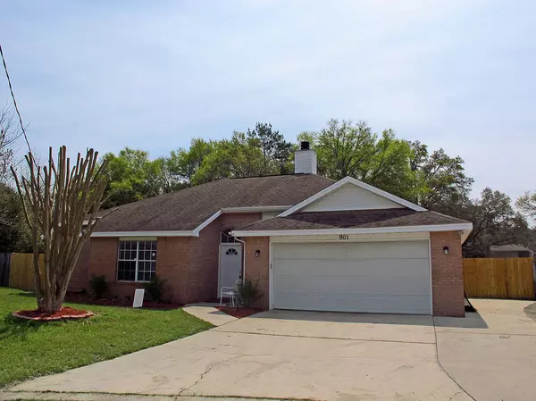 901 Emily Circle, Fort Walton Beach, FL 32547