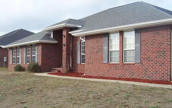 2107 Hagood Loop, Crestview, FL 32536