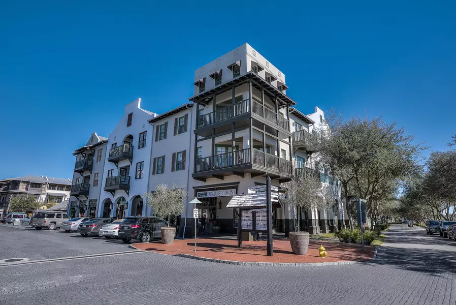 34 N Barrett Square  #2E, Rosemary Beach, FL 32461