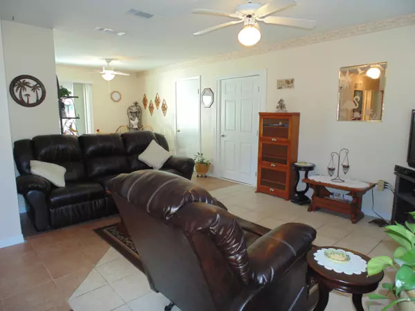 Shalimar, FL 32579,52 10TH Street