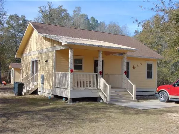 63 E Michaelangelo Road, Defuniak Springs, FL 32433