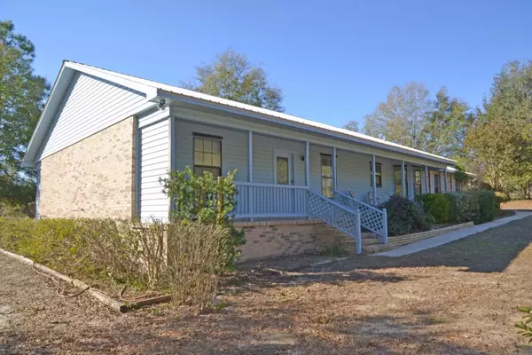 Crestview, FL 32539,102 Oakcrest Drive