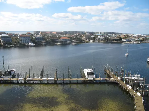 Destin, FL 32541,662 Harbor Boulevard  #UNIT 520