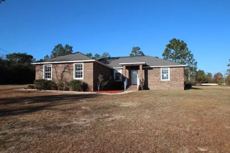 3826 GOLDEN ACRES CIRCLE, Crestview, FL 32539