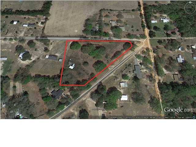 605 3RD Avenue, Holt, FL 32564