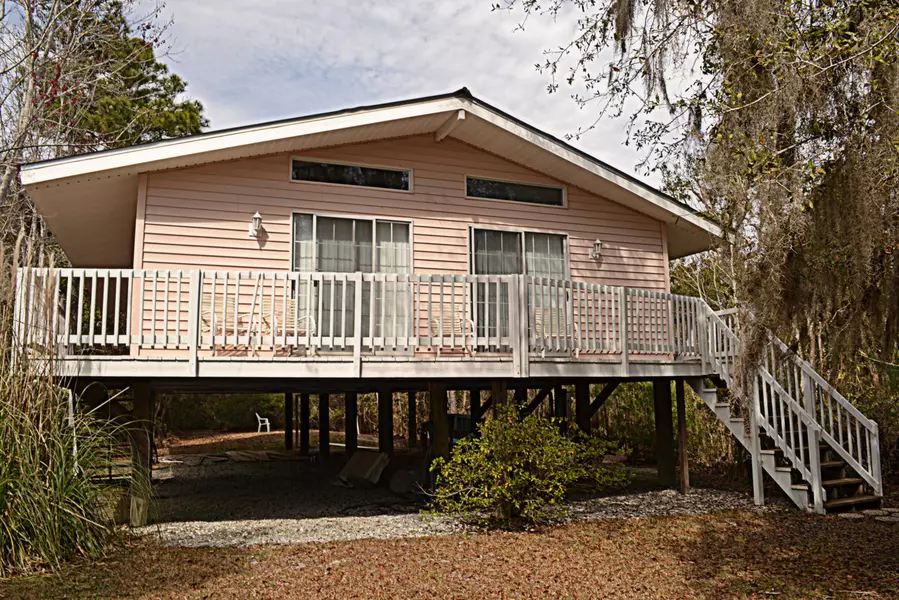210 Shady Lane, Freeport, FL 32439