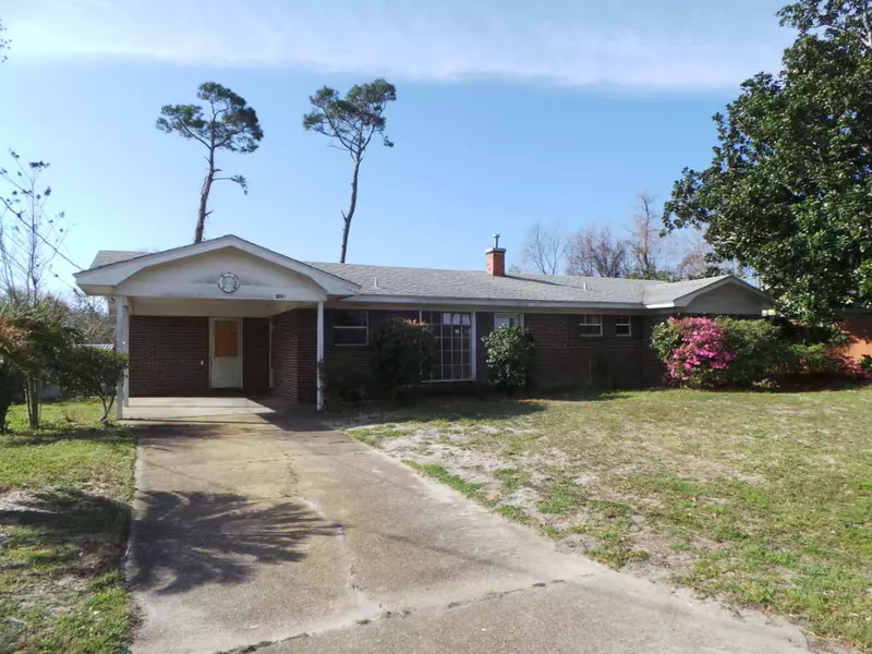 3243 West Avenue, Gulf Breeze, FL 32563