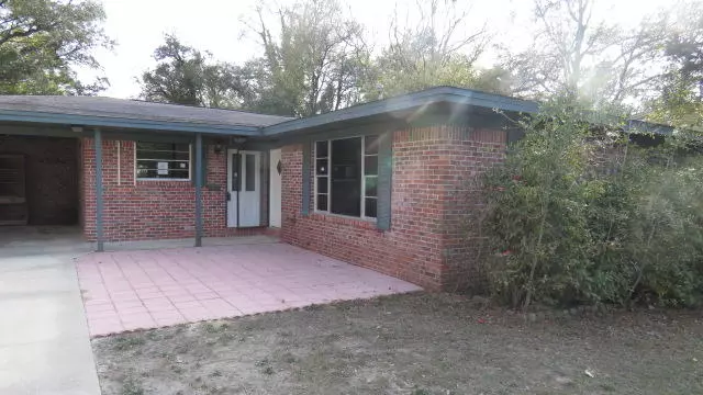 359 Lincoln Avenue, Valparaiso, FL 32580