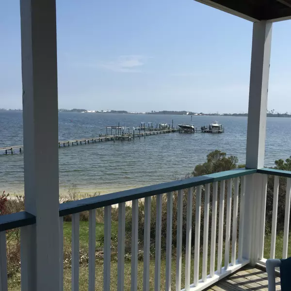 Mary Esther, FL 32569,477 Marker Cove