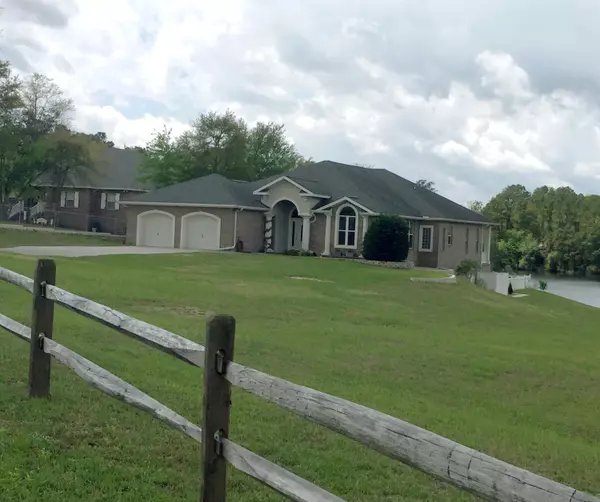 4793 MEADOW LAKE Drive, Crestview, FL 32539