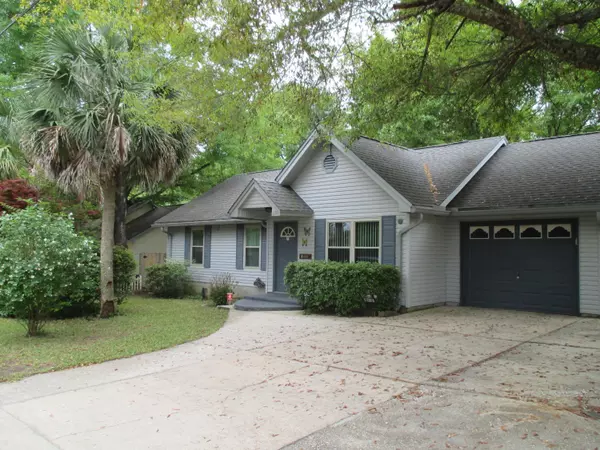 509 WHITE OAK Lane, Crestview, FL 32539