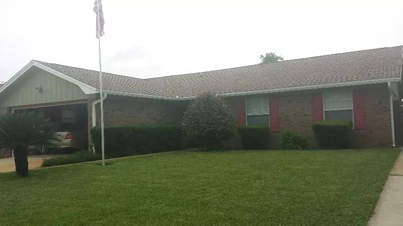 243 Seville Circle, Mary Esther, FL 32569