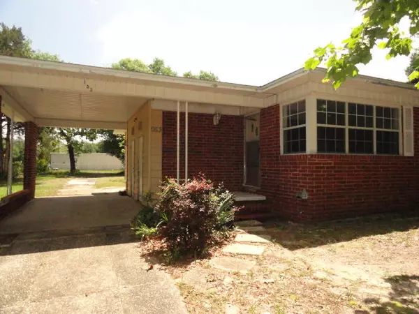 Crestview, FL 32536,153 Adkinson Drive