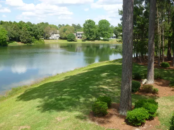 206 SOUTHLAKE Court  #206, Niceville, FL 32578