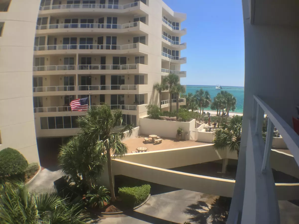 Destin, FL 32541,100 Gulf Shore Drive  #303