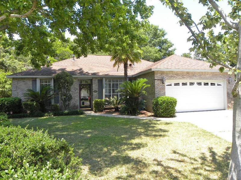 4565 Parkwood Court, Niceville, FL 32578