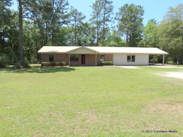 4074 County Highway 3280, Freeport, FL 32439