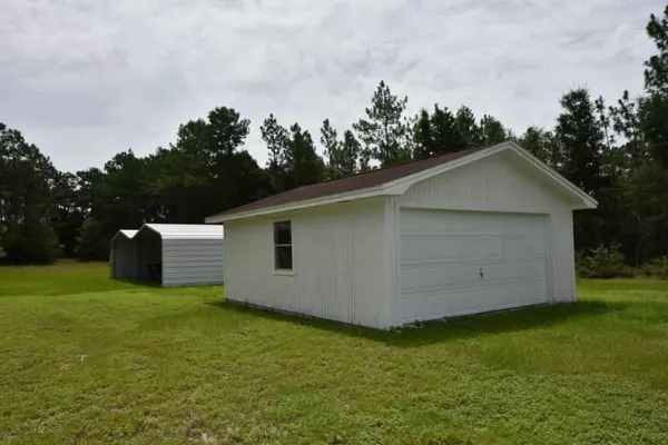 Crestview, FL 32539,6041 Bluebird Lane