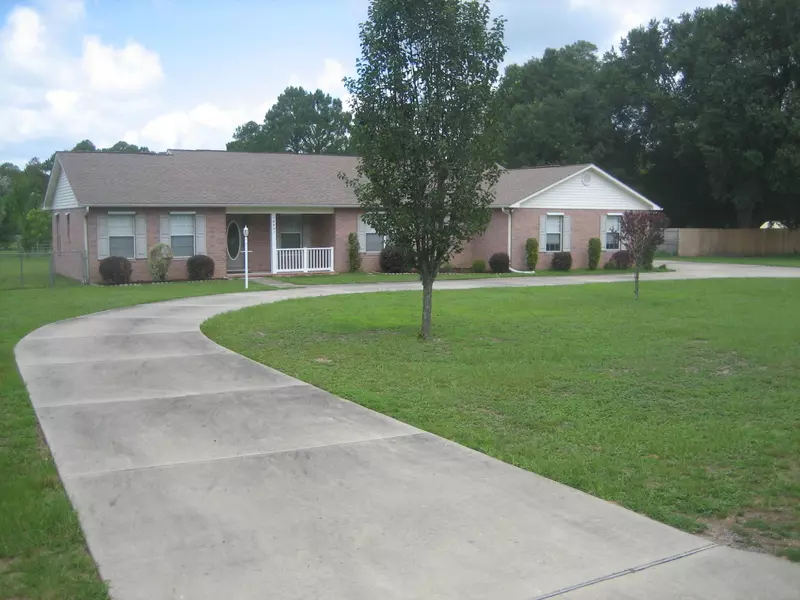 10031 Sunday Road, Cantonment, FL 32533